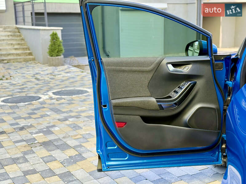 Позашляховик / Кросовер Ford Puma 2020 в Чернівцях