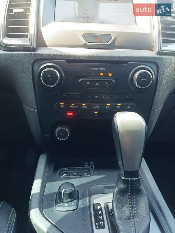 Пікап Ford Ranger 2016 в Львові