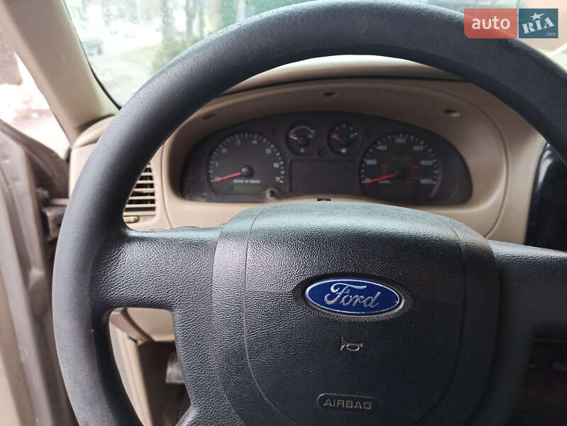 Пикап Ford Ranger 2004 в Хмельницком