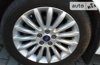 Мінівен Ford S-Max 2013 в 