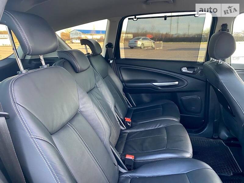 Мінівен Ford S-Max 2014 в Ужгороді