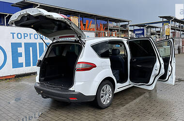 Универсал Ford S-Max 2010 в Дубно