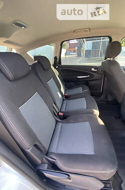 Мінівен Ford S-Max 2013 в 