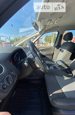 Мінівен Ford S-Max 2013 в 