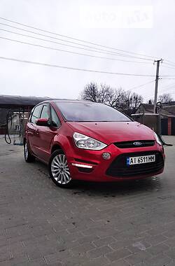 Минивэн Ford S-Max 2014 в 