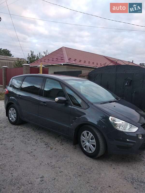 Минивэн Ford S-Max 2013 в Запорожье фото 5 Минивэн Ford S-Max 2013 в Запорожье