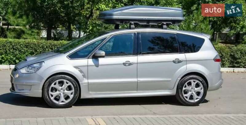 Ford S-Max 2008