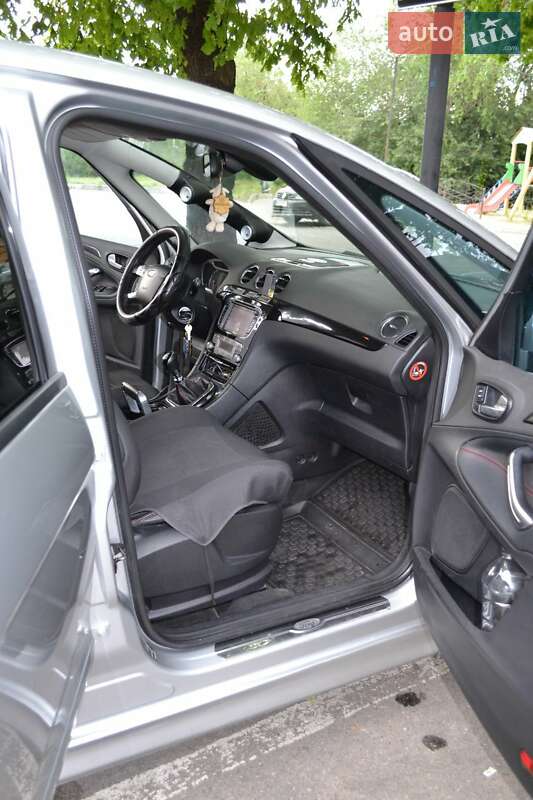 Минивэн Ford S-Max 2008 в Запорожье