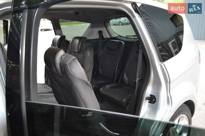Минивэн Ford S-Max 2008 в Запорожье