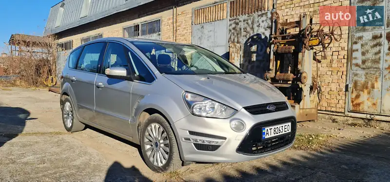 Ford S-Max 2012