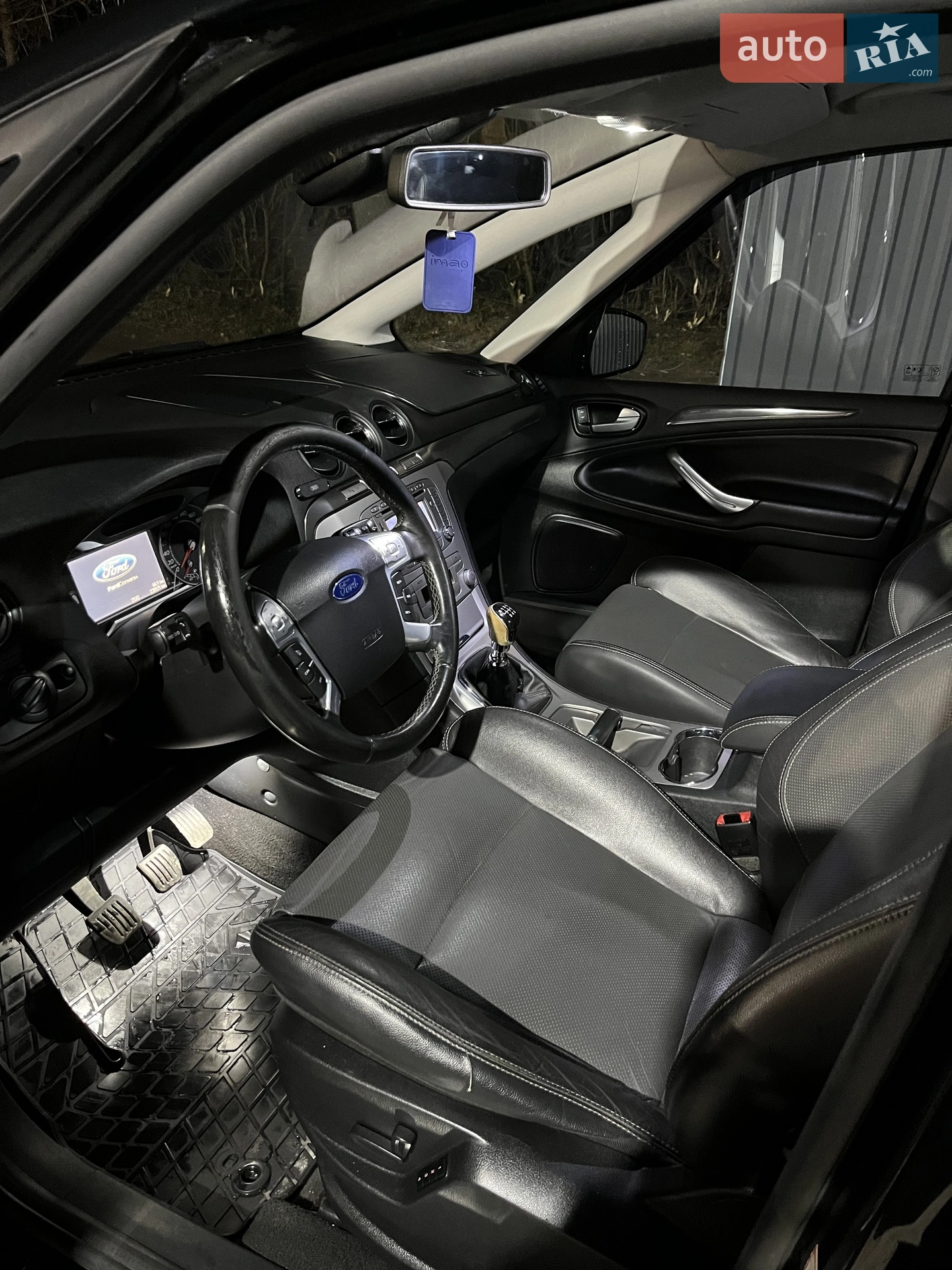 2010 Ford S-MAX - мініатюра 19