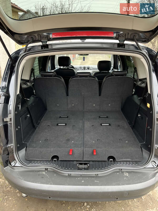 Мінівен Ford S-Max 2010 в Чернівцях