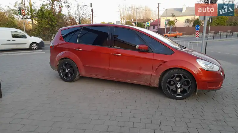 Минивэн Ford S-Max 2009 в 