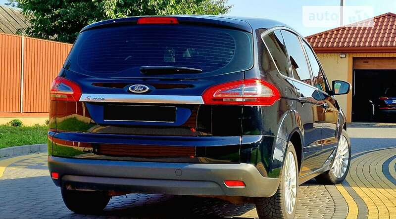 Мінівен Ford S-Max 2011 в Луцьку