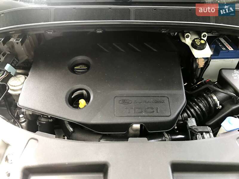 Минивэн Ford S-Max 2011 в Черновцах