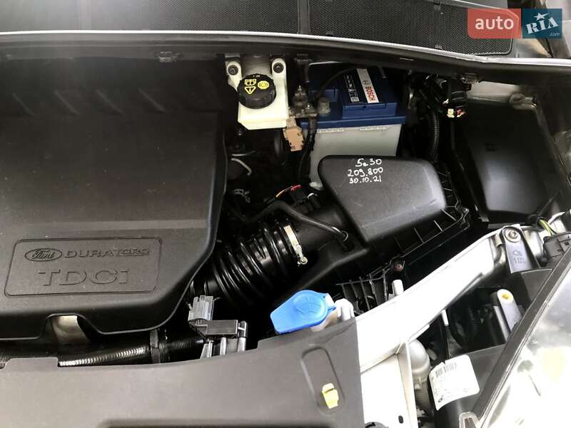 Минивэн Ford S-Max 2011 в Черновцах