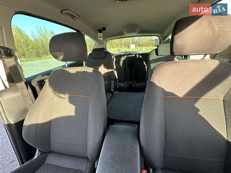 Мінівен Ford S-Max 2006 в Звягелі