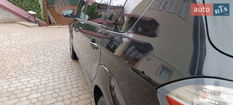 Мінівен Ford S-Max 2009 в Чемерівцях