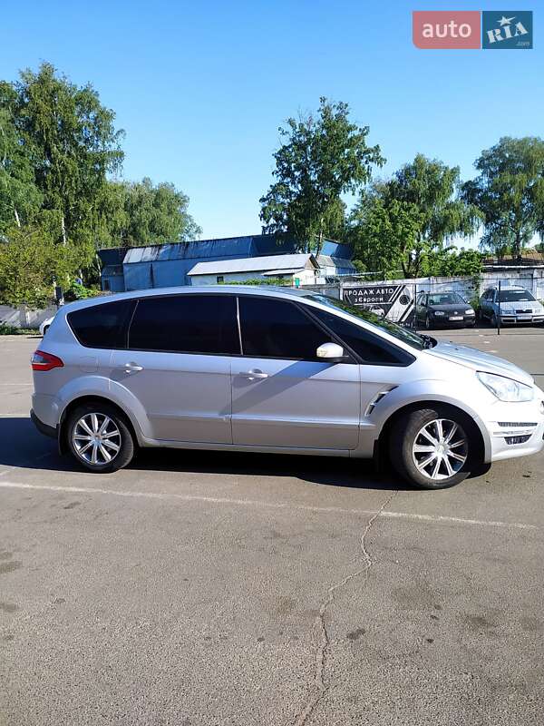 Минивэн Ford S-Max 2011 в Нежине