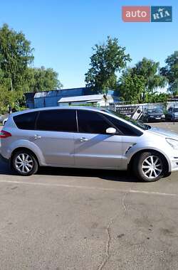 Минивэн Ford S-Max 2011 в 