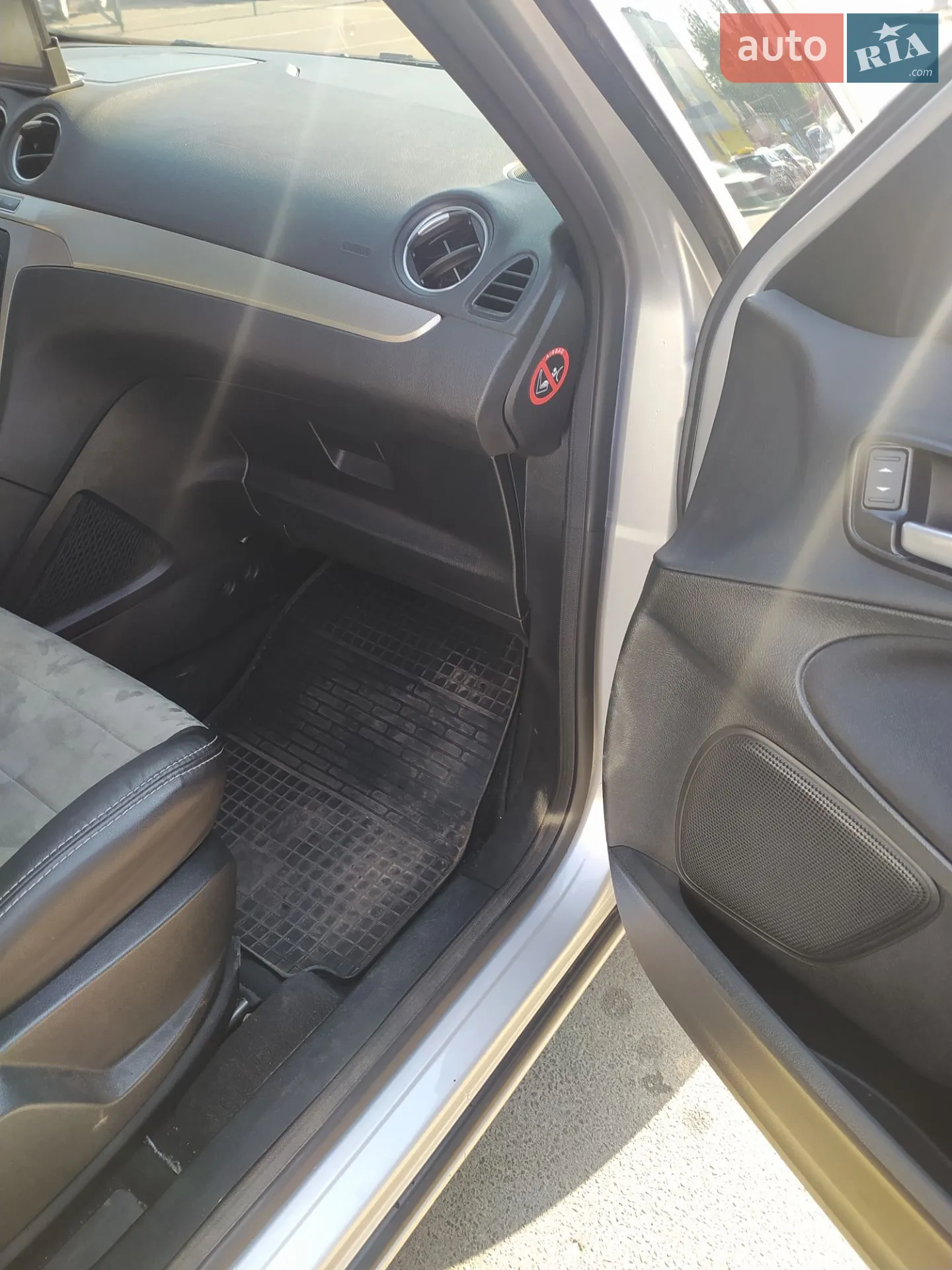 2011 Ford S-MAX - мініатюра 10