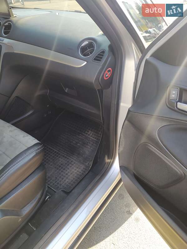 Минивэн Ford S-Max 2011 в Нежине