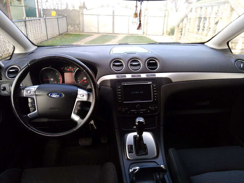 Минивэн Ford S-Max 2013 в Черновцах