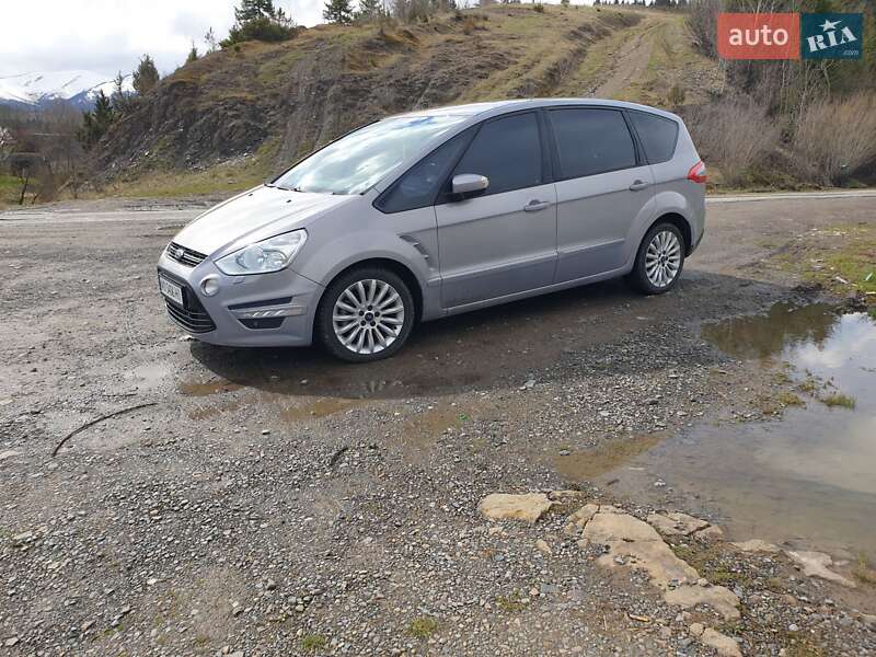 Минивэн Ford S-Max 2013 в Ужгороде