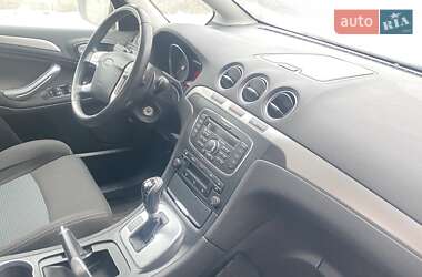 Минивэн Ford S-Max 2013 в 