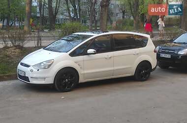 Минивэн Ford S-Max 2008 в 
