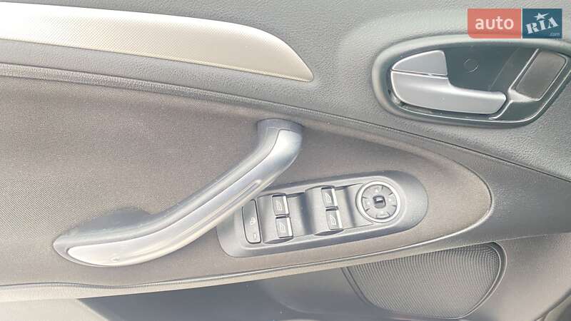 Мінівен Ford S-Max 2013 в Борисполі