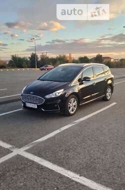 Мінівен Ford S-Max 2020 в Чернівцях