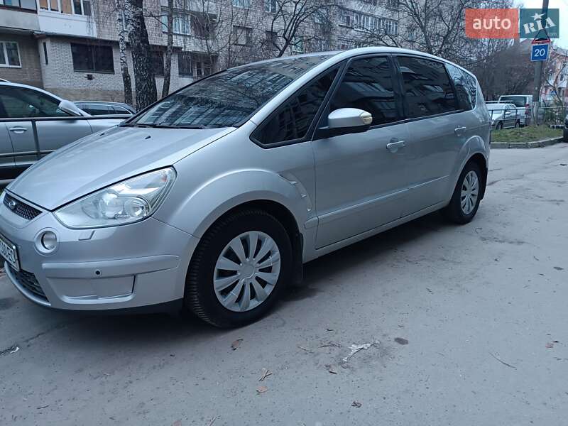 Ford S-Max 2008