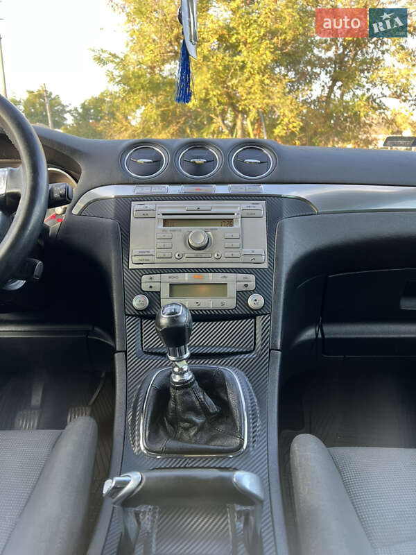 Минивэн Ford S-Max 2006 в Одессе