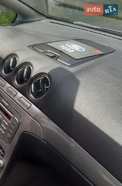 Минивэн Ford S-Max 2009 в Новояворовске