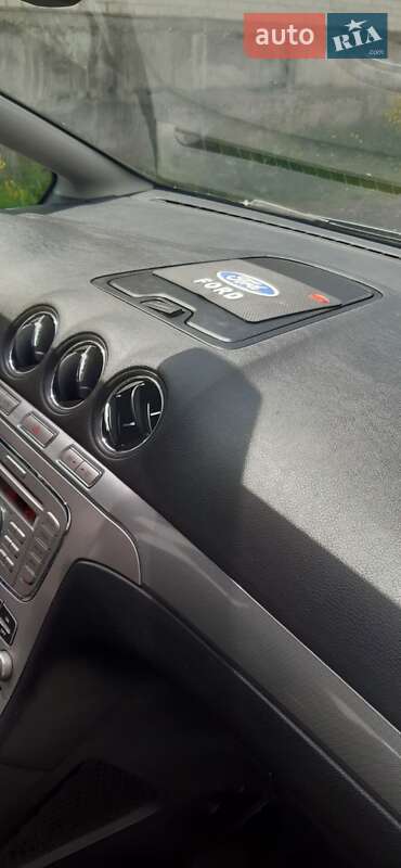 Мінівен Ford S-Max 2009 в Новояворівську