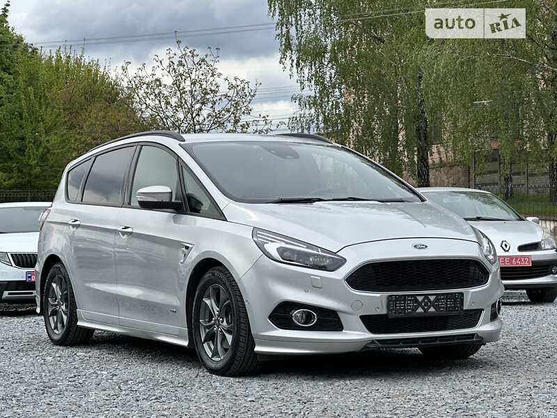 Ford S-Max