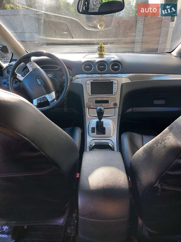 Минивэн Ford S-Max 2008 в Каменец-Подольском