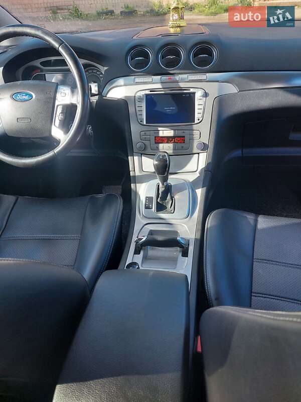 Минивэн Ford S-Max 2008 в Каменец-Подольском
