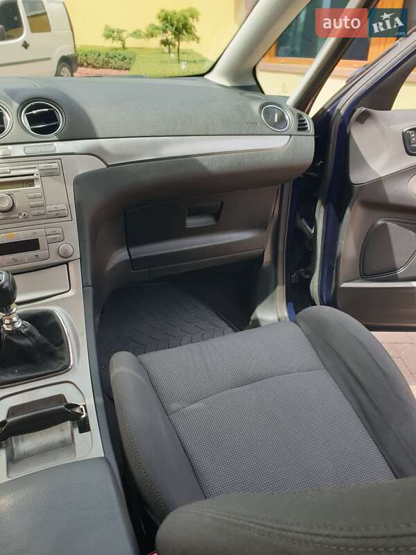 Минивэн Ford S-Max 2006 в Виноградове