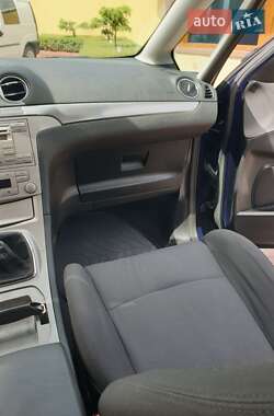 Мінівен Ford S-Max 2006 в 