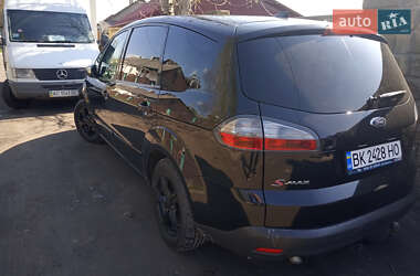 Минивэн Ford S-Max 2009 в 