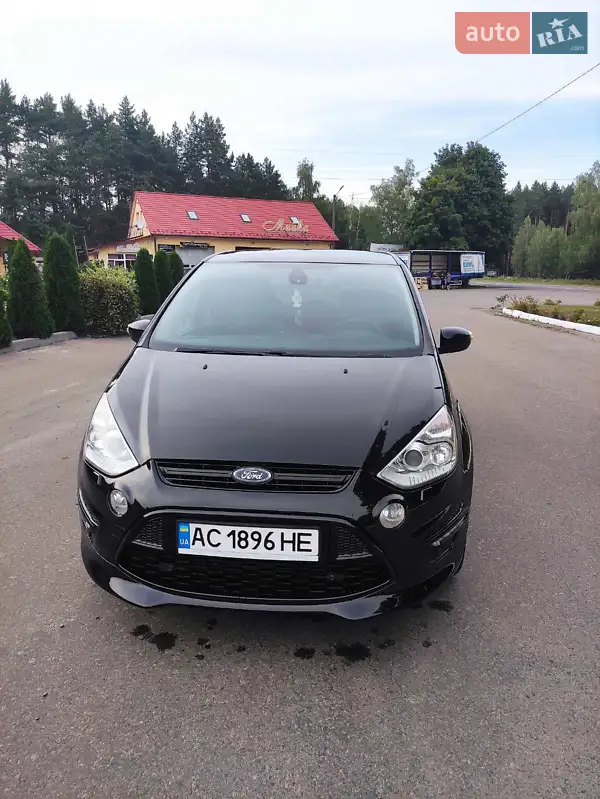 Минивэн Ford S-Max 2014 в 