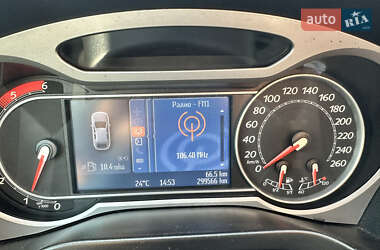 Минивэн Ford S-Max 2010 в 