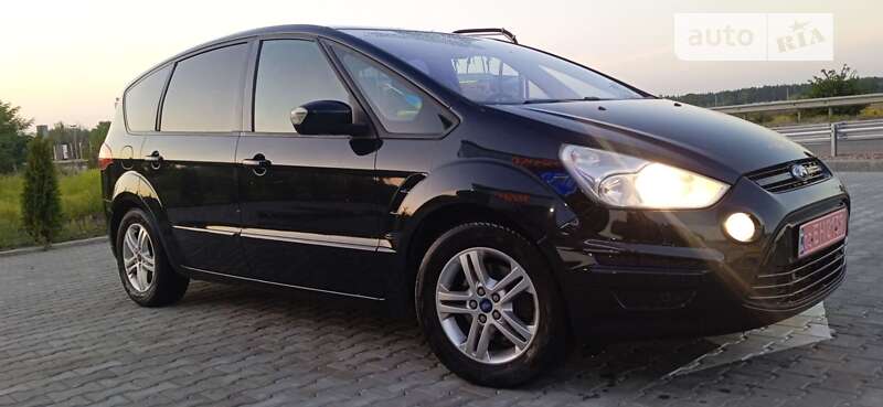 Мінівен Ford S-Max 2011 в Києві