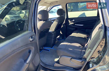 Минивэн Ford S-Max 2009 в 