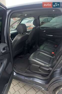 Мінівен Ford S-Max 2010 в 