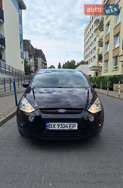 Минивэн Ford S-Max 2013 в 
