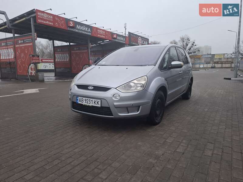 Минивэн Ford S-Max 2006 в Казатине