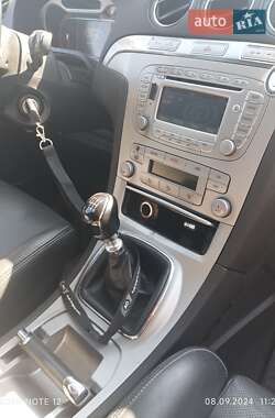 Минивэн Ford S-Max 2008 в Старой Выжевке
